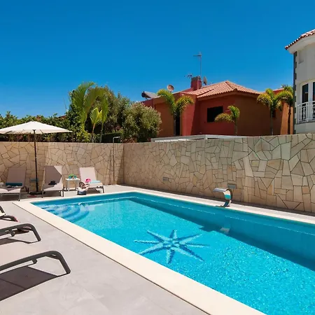 Villa Encantadora Private Outdoor Heatable Pool Bbq Facilities Shaded Outdoor Dining Area Sonnenland Gran Canaria Las Palmas de Gran Canaria